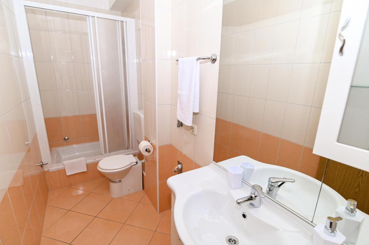 Apartmani Adria Trogir Exteriér fotografie